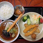用戶對於山香食堂的評論圖