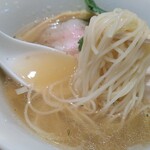用户对于らぁ麺 はやし田 赤羽店的评论图