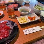 用户对于焼肉の三是的评论图