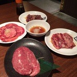 用户对于牛角 梅田阪急東通り店的评论图