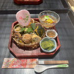 用戶對於露瑚的評論圖