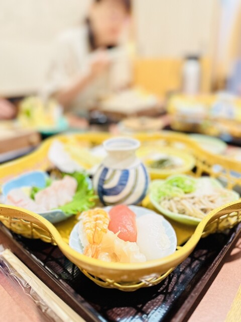 用户对于手打ちうどん 居食屋 凡愚的评论高清图