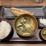 用戶對於炭火焼干物定食 しんぱち食堂 天神パルコ店的評論圖