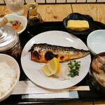 用户对于梅山鉄平食堂 本店的评论图