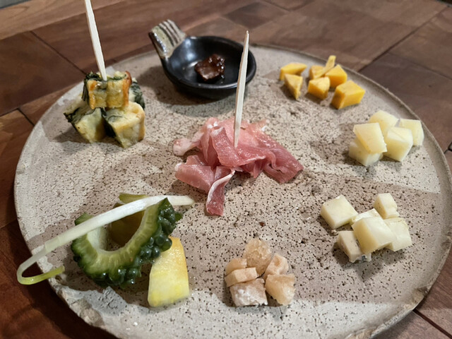 用戶對於沖縄食材×バル YANBARU的評論高清圖