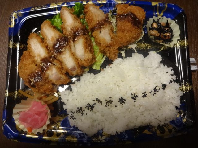 用户对于コモディイイダ 東向島店的评论图