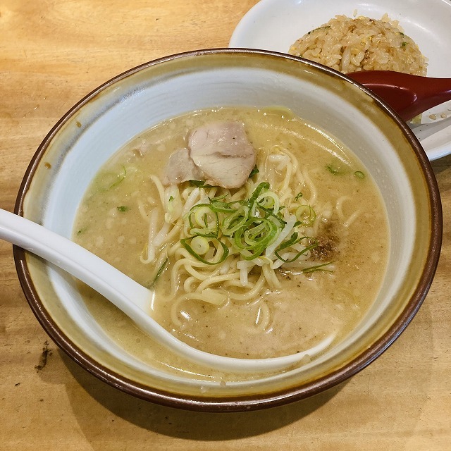 用戶對於らーめん 熊五郎 アポロ店的評論圖