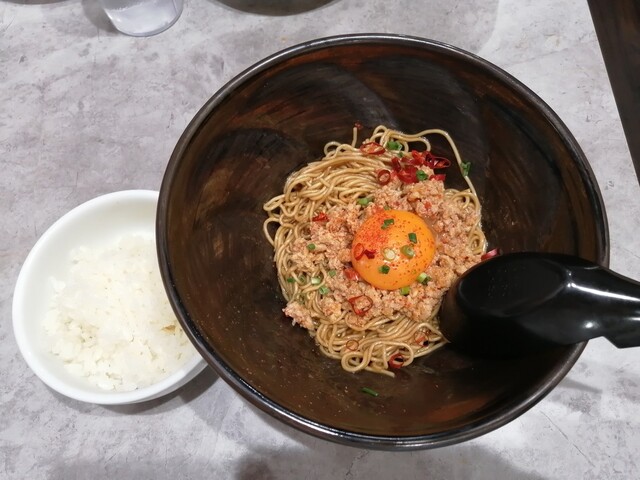 User's recommendation image for 旨辛ラーメン 表裏 高田馬場店