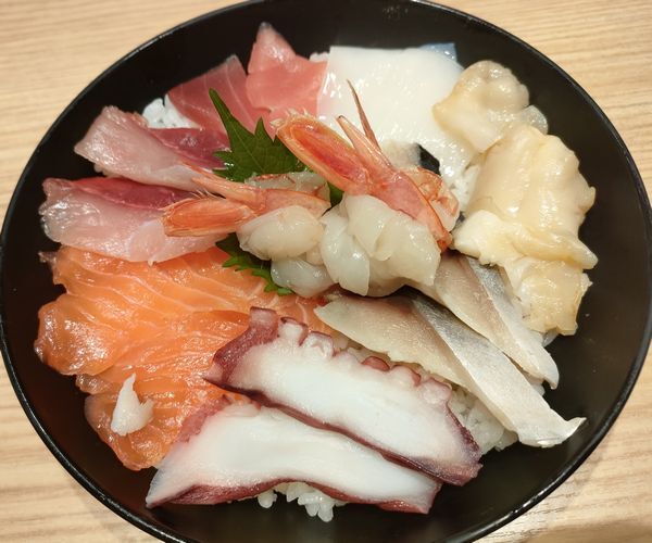 用户对于回転寿司がんこ エキマルシェ新大阪店的评论图