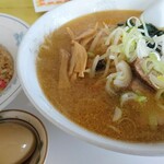 用户对于ラーメン ちゃー亭的评论图