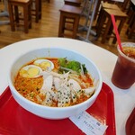 用户对于Ya Kun Kaya Toast 霞が関ビル店的评论图