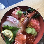 用户对于魚河岸たちばな 大阪中央卸売市場的评论图