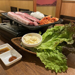 用戶對於韓国料理豚ブザ 新宿店的評論圖