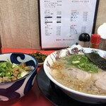 用戶對於豚骨ラーメン 一田的評論圖