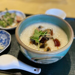 用戶對於咸亨酒店的評論圖