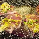用户对于昭和大衆ホルモン 十三店的评论图