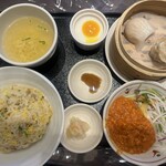 用戶對於八仙閣本店レストラン 彩虹的評論圖