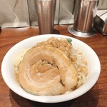 用戶對於ラーメン 雷 東京本丸店的評論圖