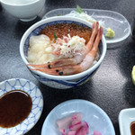 用户对于函館朝市 栄屋 よさこい食堂的评论图