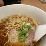 用户对于らぁ麺 はやし田 赤羽店的评论图