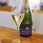 User's review image for スタンドシャン食 TOKYO恵比寿 Champagne & GYOZA BAR