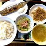 用戶對於監獄食堂的評論圖