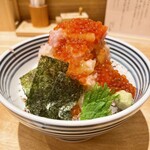用戶對於日本橋海鮮丼 つじ半 ミッドタウン店的評論圖