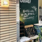 用戶對於oliver的評論圖