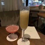 User's review image for Salon de fable