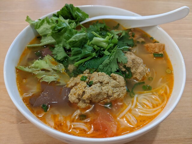 用户对于HUONG QUE的评论高清图