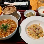 用户对于中華食堂的评论图