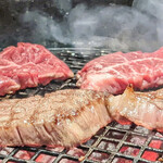 用户对于焼肉・しゃぶしゃぶ 肉の鶴々亭的评论图
