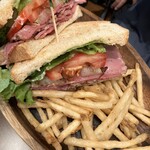 用戶對於クアアイナ 丸ビル店的評論圖