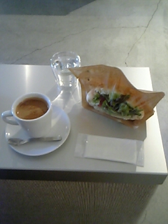 User's review image for VADE MECVM. Showroom #2