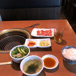 用户对于焼肉の三是的评论图