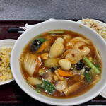 用户对于餃子の王様 龍吟 ダイバーシティ店的评论图