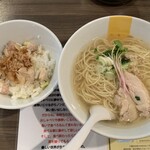 用戶對於塩生姜らー麺専門店 MANNISH 淡路町本店的評論圖