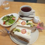 用户对于カフェアンドスペース ココノヴァ的评论图