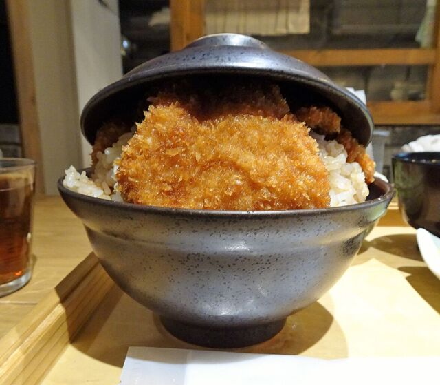 用户对于新潟カツ丼 タレカツ 神保町すずらん通り店的评论高清图