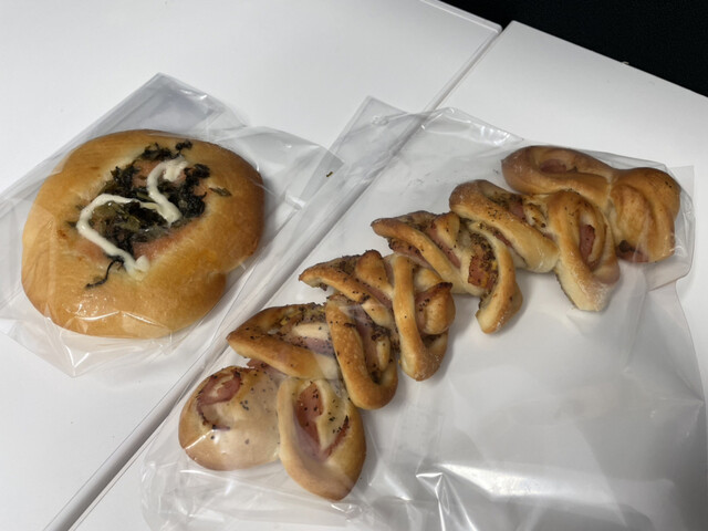 用户对于MILK IN BREAD的评论高清图