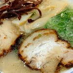 用戶對於らーめん 亀王 阪急東通り店的評論圖