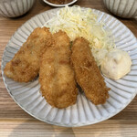 用戶對於三陽食堂的評論圖