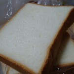 用户对于MILK IN BREAD的评论图