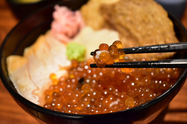 用户对于海鮮ときどきブタ的评论高清图