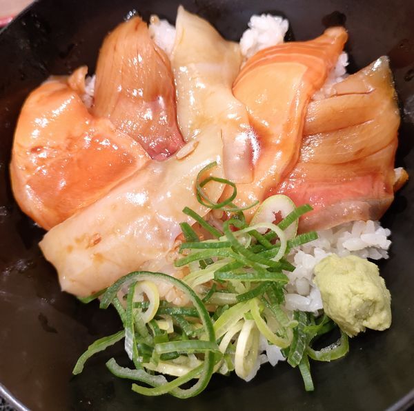 用户对于海鮮丼の駅前 阪神梅田店的评论图