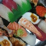用户对于やよい寿司的评论图