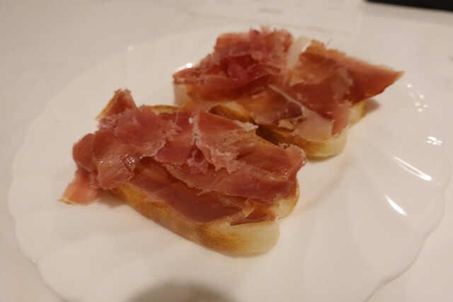 用户对于レストラン・バスク的评论高清图