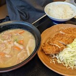 用户对于かつや 苫小牧店的评论图