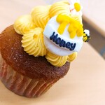 用户对于サリーズカップケーキ的评论图