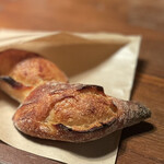 用户对于deux feuilles的评论图